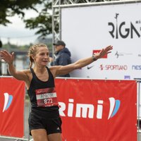 Par Latvijas čempioniem Rīgas maratonā kļūst Bērziņš un Krūmiņa