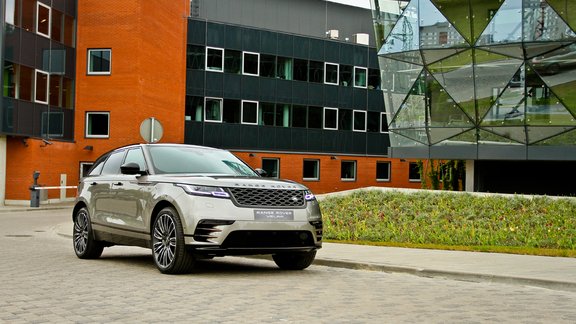 'Range Rover Velar' Rīgā