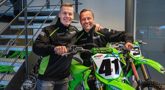 Jonass oficiāli kļūst par "Kawasaki" komandas braucēju