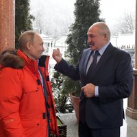 Lukašenko varētu lūgt palīdzību Krievijai, pieļauj pētniece