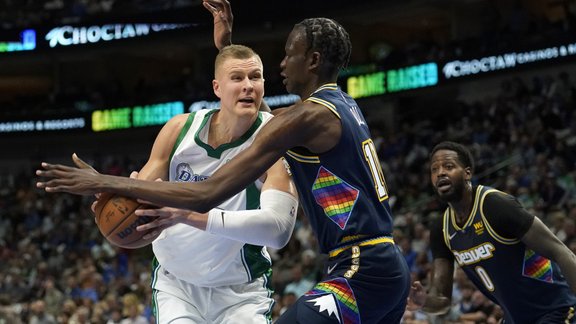 Kristaps Porziņģis, Mavericks, Nuggets