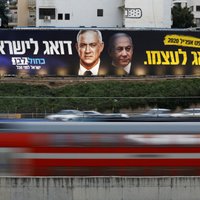 Izraēlas politiskie līderi paraksta vienošanos par ārkārtas vienotības valdības izveidošanu