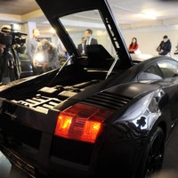 Lamborghini "дочки" Krājbanka продана с аукциона менее чем за 60 тысяч (фото)