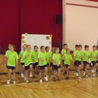 Gulbenes sporta skolotājs: lai pārspētu datoratkarību, bērni jāaizrauj ar sportu