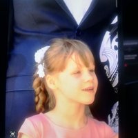 Rogovkā pazudusī septiņgadīgā Justīne atrasta mirusi; aiztur tēvu un pamāti