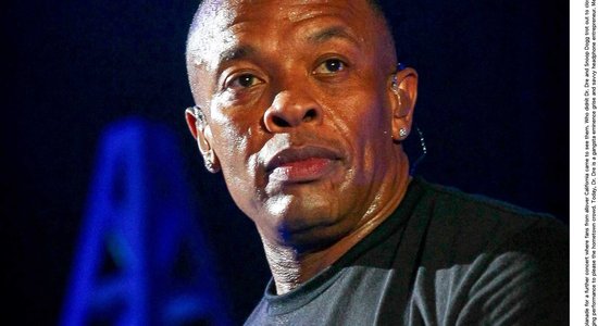 'Apple' par 3 miljardiem dolāru tomēr pirks repera Dr. Dre uzņēmumu 'Beats'