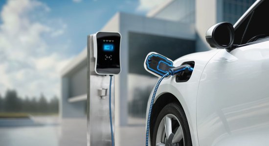 No vieglā hibrīda līdz elektromobilim – kuru piedziņu un kāpēc izvēlēties