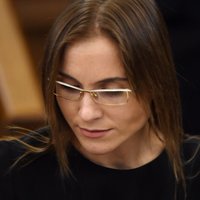 Deputāte Sprūde Polijā sodīta par Šveicē iegādāta 'Rolex' pulksteņa nedeklarēšanu