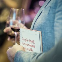 Foto: Randiņš ar Latvijas 100 labākajiem vīniem