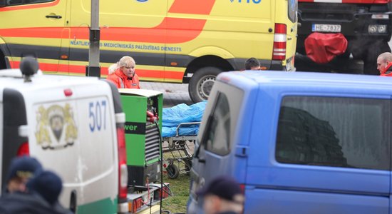 Slimnīcām piešķirs gandrīz 40 000 eiro kompensāciju par 'Maxima' traģēdijā cietušo ārstēšanu