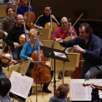 Video: Bostonas Simfoniskais orķestris pārsteidz Andri Nelsonu ar apsveikumu dzimšanas dienā