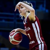 Latvijas basketbolistes Eiropas U-18 čempionāta sākumā piekāpjas Grieķijai