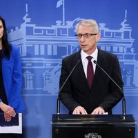 В Болгарии утвердили сразу двух премьер-министров. Они обещают положить конец политическому кризису