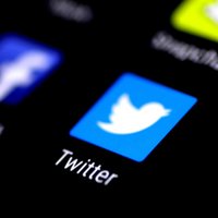 'Twitter' aizliegs politiskās reklāmas