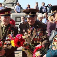 Латвийские ветераны к 70-летию Победы получат пособие от мэрии Москвы