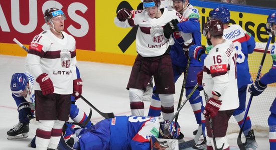 Video: Latvija svarīgā spēlē nespēj pārsteigt Slovākiju