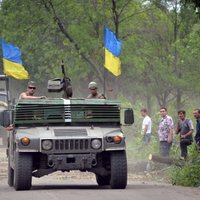 Ukrainas iedzīvotāji ziedo valsts armijas tehnikas iegādei