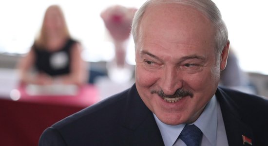 Глава дипломатии ЕС открыто назвал Лукашенко диктатором