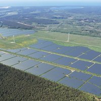 Начинает работу крупнейшая в Латвии солнечная электростанция