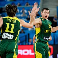 Lietuvas basketbolisti otro posmu noslēdz ar nervozu uzvaru pār Ukrainu
