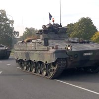 Video: Latvijā ierodas Vācijas kara tehnika