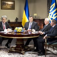 NYT: Янукович потерпел поражение еще до того, как был смещен