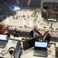 Tikai Latvijā un vēl desmit valstīs nevarēs bez maksas internetā vērot visas hokeja PČ spēles