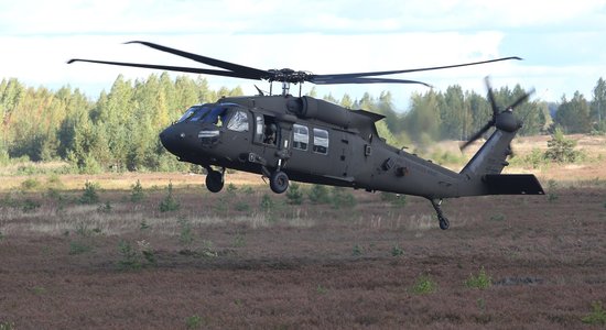 Latvija Ukrainai atdos atlikušos padomju helikopterus; aizvietos ar 'Black Hawk'