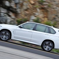 Германия: гражданин Латвии перевозил в фуре угнанные в ФРГ автомобили BMW