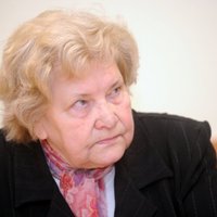 Верзе: пенсионеры в Латвии голосуют за "красивые лица"