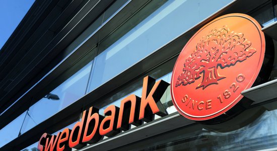 Swedbank не будет применять комиссию за 10 ежемесячных платежей на счета других банков