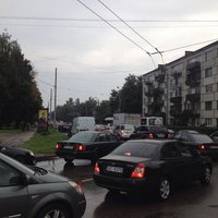 ФОТО: Во вторник утром вся Рига "встала" в автомобильных пробках