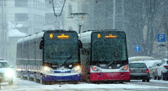 'Rīgas satiksme' jau pirms konkursa izvēlējusies transporta piegādātājus, ziņo raidījums