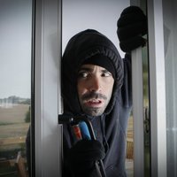 Набег домушников: грузинская мафия грабит квартиры в Германии