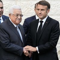 Макрон на встрече с Аббасом: "Нападение ХАМАС — катастрофа и для палестинцев"
