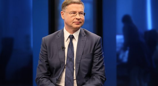 Dombrovskis cierē uz darbu EK; Zīle vēlas būt EP viceprezidents