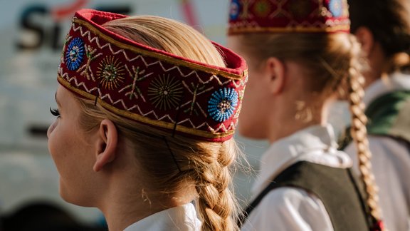 Izpirkta lielākā daļa iepriekšējā rezervācijā neizpirkto Skolēnu dziesmu svētku biļešu