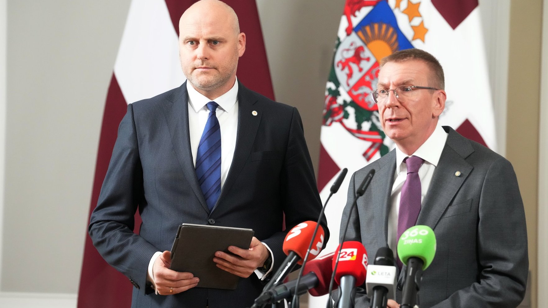 Rinkēvičs un Kulbergs informē par progresu valdības izveidē. Video tiešraide