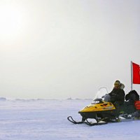 Kanāda vēlas paplašināt savas jūras robežas, iekļaujot Ziemeļpolu