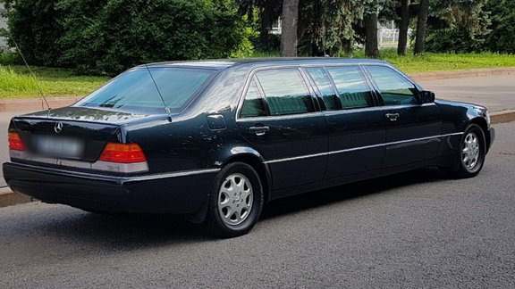 Jeļcina 'Mercedes-Benz Pullman' W140