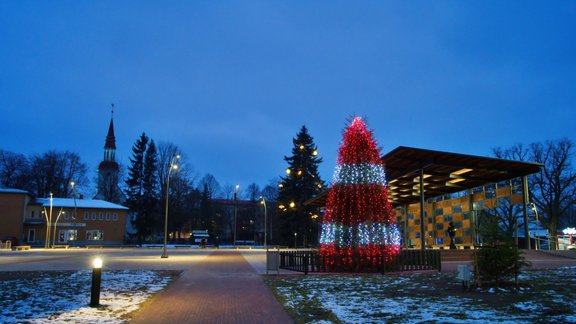 Ziemassvētku eglīte Valgas-Valkas kopīgajā centrā - 2