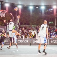 Latvijas 3x3 basketbola komanda sasniedz ceturtdaļfinālu Pasaules tūres posmā