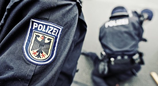 Германия: гражданин Латвии подозревается в избиении пассажира поезда