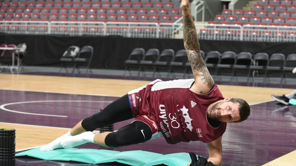 Basketbols, Latvijas vīriešu izlases treniņš