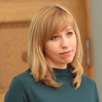 Jekaterina Macuka: Mobilā lietotne 'Apturi Covid' – sabiedrības veselībai, nevis izsekošanai