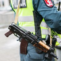 AKS-74U skandāls: Lietuvas policija atsakās no 'kalašņikoviem'