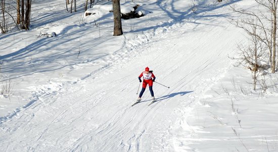 Ziemas Skolu festivāls sniedz kopības sajūtu, prieku neslēpj Pļaviņu ģimnāzijas skolniece