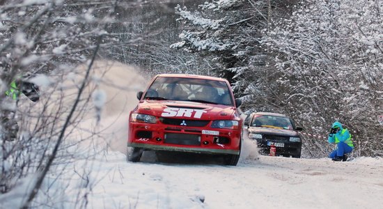 Foto: Alūksne atklāj 2016. gada rallija sezonu