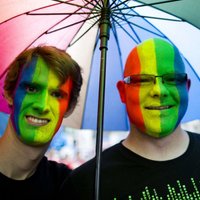 ФОТО: по миру прокатилась волна гей-парадов