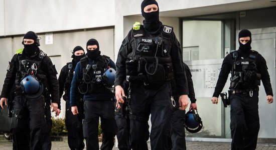 По всей Германии прошли обыски по делу о финансировании "Исламского государства"